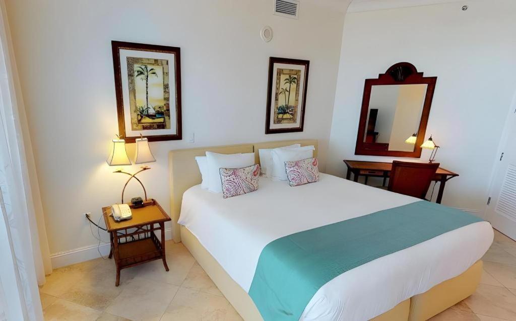 Seven Stars Resort&Spa Grace Bay Exteriör bild