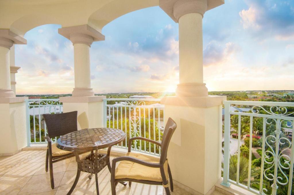 Seven Stars Resort&Spa Grace Bay Exteriör bild